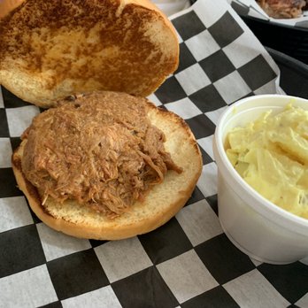Big Jake's Bar-B-Que - Sloppy joe - Barbeque Near Me - Ashdown, Arkansas