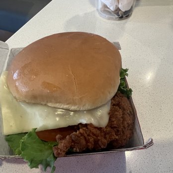 Chick-fil-A - Spicy Chicken Sandwich - Fast Food Near Me - Los Angeles, California
