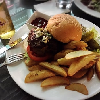 Red Bar + Restaurant - RED Burger 1/2lb beef & Sol Beer - Bars Near Me - Hong Kong, HK