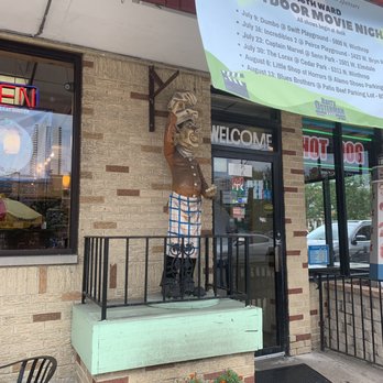 Patio Beef - The entrance - Burgers Near Me - Chicago, Illinois