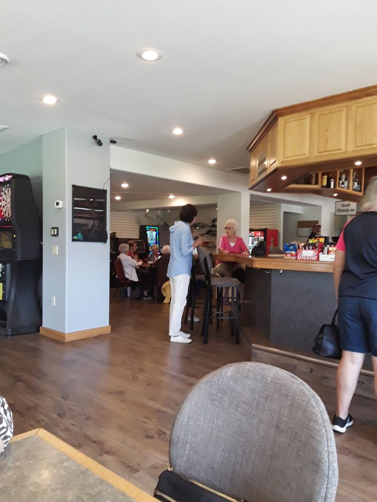 NEILLSVILLE COUNTRY CLUB 603 E Division St, Neillsville, Wisconsin