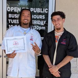 Deluxe Barber College