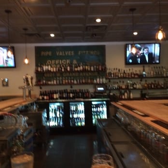 Neat Kitchen + Bar - Bar - Bars Near Me - Westmont, Illinois Neat Kitchen + Bar - Bar - Bars Near Me - Westmont, Illinois