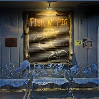 Fish N' Pig - Exterior - Seafood Near Me - Macon, Georgia Fish N' Pig - Exterior - Seafood Near Me - Macon, Georgia