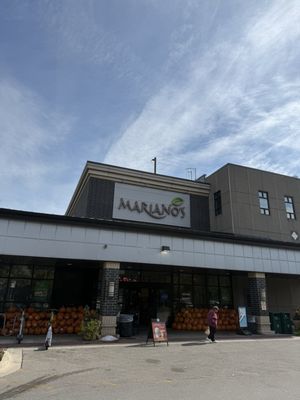 Mariano's by null