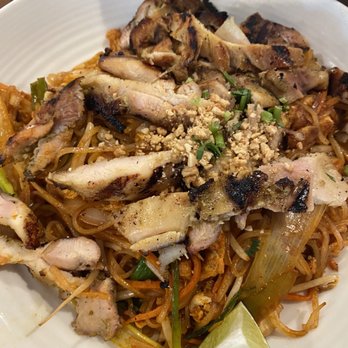 Saigon Kitchen - Pad Thai - Vietnamese Near Me - Fort Lee, New Jersey