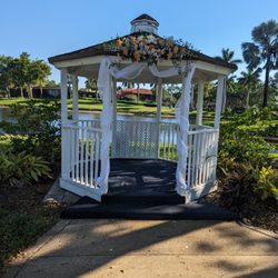 Oma's Garden Flower Shop - Jaccaranda Country Club