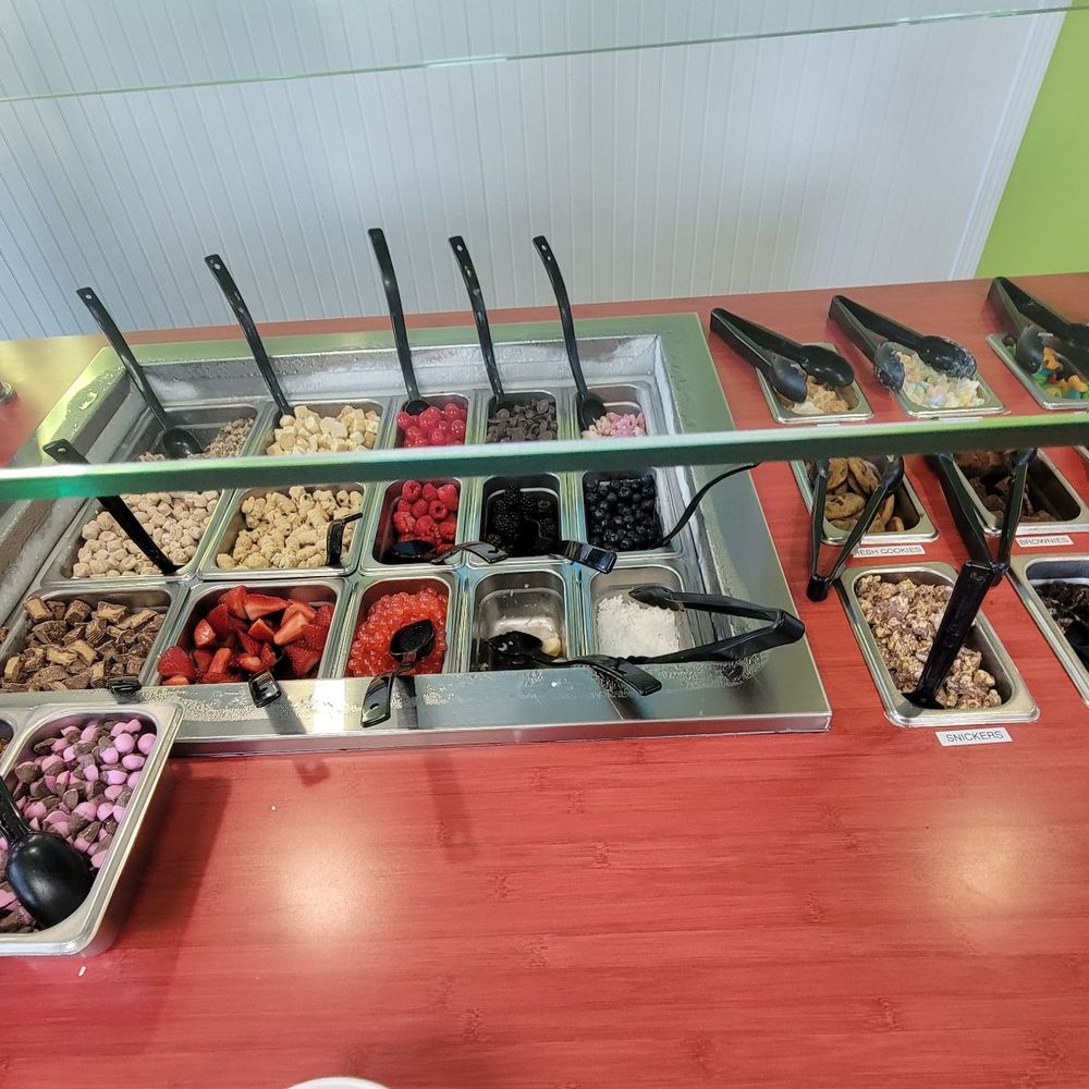 Swirl Time - Toppings - Ice Cream & Frozen Yogurt Near Me - Rohnert Park, California