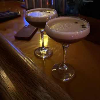 Cecilia's Martini Bar - Dance Clubs Near Me - Breckenridge, Colorado