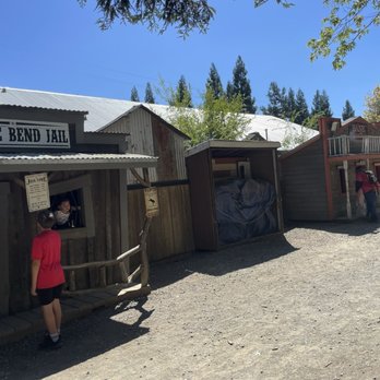 Bishop's Pumpkin Farm - Cute mini saloon play houses - Christmas Trees Near Me - Wheatland, California Bishop's Pumpkin Farm - Cute mini saloon play houses - Christmas Trees Near Me - Wheatland, California