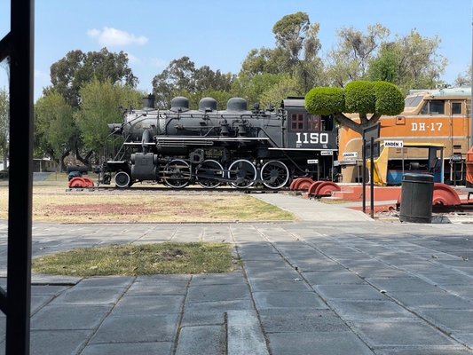 Museo Nacional de los Ferrocarriles Mexicanos by null
