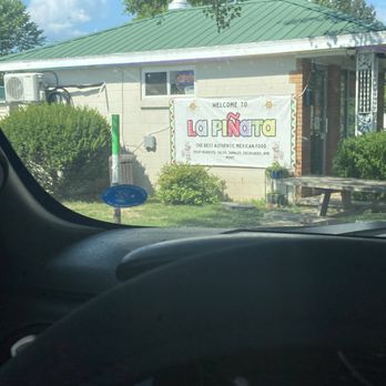 La Piñata - Old donut shop now the best Mexican food in 100 miles - Mexican Near Me - Eddyville, Kentucky La Piñata - Old donut shop now the best Mexican food in 100 miles - Mexican Near Me - Eddyville, Kentucky