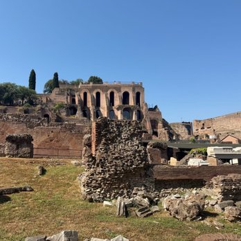 Colosseum - Landmarks & Historical Buildings Near Me - Rome, RM Colosseum - Landmarks & Historical Buildings Near Me - Rome, RM