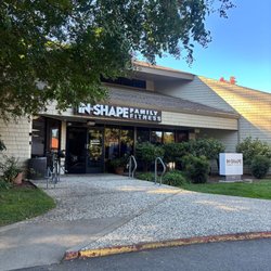 In-Shape Fitness - Club exterior