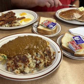 Dixie Cafe - Mexican omelette and hashbrowns. Big breakfast with half order of pancakes - Diners Near Me - South Rockwood, Michigan