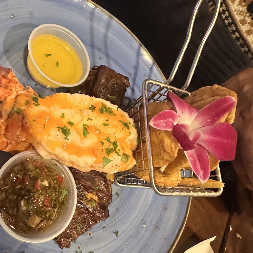 Bonfire Restaurant And Lounge - Caribbean Near Me - Paterson, New Jersey