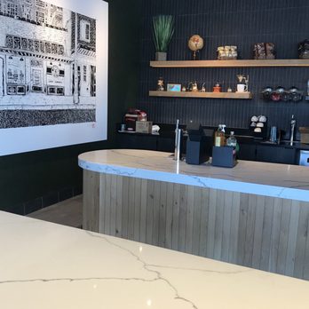 Starbucks - Coffee & Tea Near Me - Sherman Oaks, California