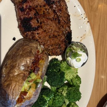 BJ's Restaurant & Brewhouse - New American Near Me - Queen Creek, Arizona BJ's Restaurant & Brewhouse - New American Near Me - Queen Creek, Arizona