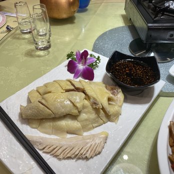 Shanghailander Palace - 浦东三黄鸡 201. Shanghai Style Chicken - Shanghainese Near Me - Arcadia, California Shanghailander Palace - 浦东三黄鸡 201. Shanghai Style Chicken - Shanghainese Near Me - Arcadia, California