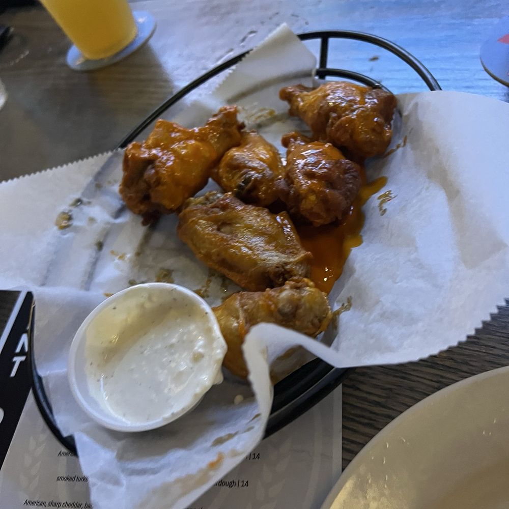 Southern Tier Brewery Pittsburgh - Buffalo Wings - Breweries Near Me - Pittsburgh, Pennsylvania Southern Tier Brewery Pittsburgh - Buffalo Wings - Breweries Near Me - Pittsburgh, Pennsylvania