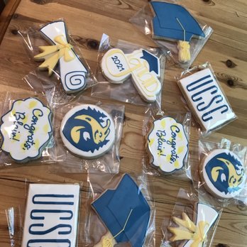 Playing with Dough - University graduation - Desserts Near Me