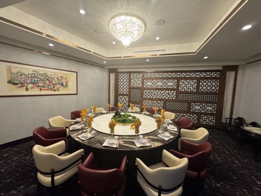 Fung's Kitchen by null