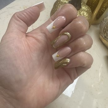 Simply Lavish - Nail Salons Near Me - Pearl City, Hawaii