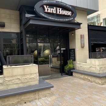 Yard House - Storefront - Bars Near Me - Houston, Texas