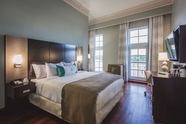 The Cotton Sail Hotel Savannah, Tapestry Collection by Hilton by null