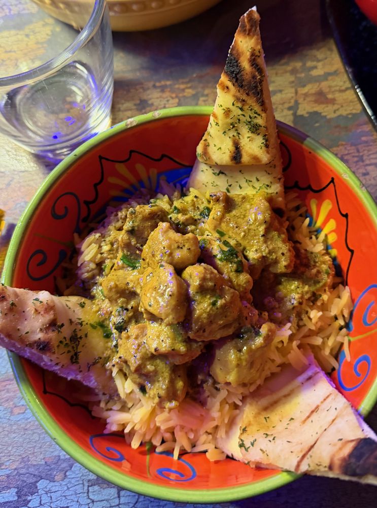 Ann's Book Bistro Logo