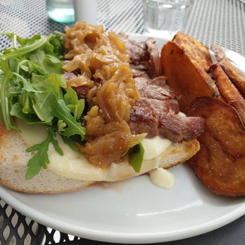 Figo Wine Bar - Steak sandwich with fries - Wine Bars Near Me - Chicago, Illinois Figo Wine Bar - Steak sandwich with fries - Wine Bars Near Me - Chicago, Illinois