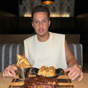 John Martin's - Me about to go in!!! Rack of Ribs for the win - Irish Near Me - Miami, Florida John Martin's - Me about to go in!!! Rack of Ribs for the win - Irish Near Me - Miami, Florida
