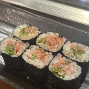 DASH Japanese Tapas & Sushi - King tuna roll - Japanese Near Me - San Mateo, California