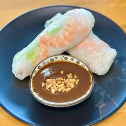 Teppan Express Japanese Eatery - Summer Roll