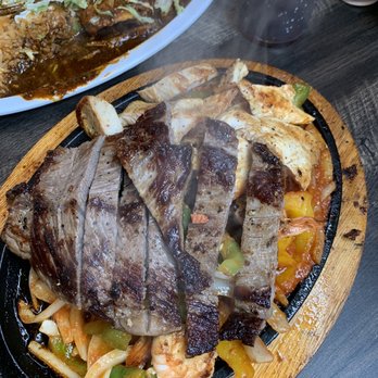 Taco Intenso - Sizzling fajita - Tacos Near Me - North Bergen, New Jersey Taco Intenso - Sizzling fajita - Tacos Near Me - North Bergen, New Jersey