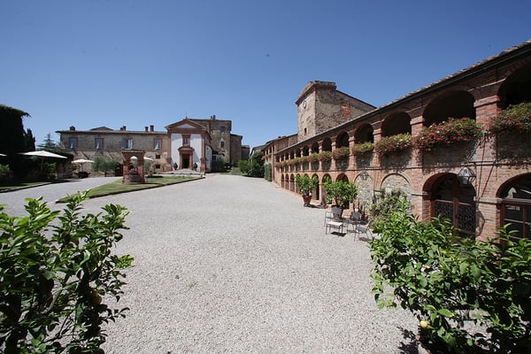 Locanda dell'Amorosa by null