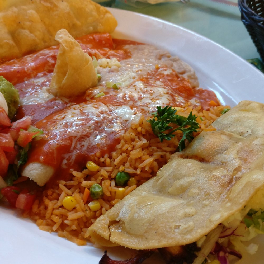 Pipi's - The taco and enchilada combo was very tasty and enough for two people. - Mexican Near Me - Puerto Vallarta, JAL Pipi's - The taco and enchilada combo was very tasty and enough for two people. - Mexican Near Me - Puerto Vallarta, JAL