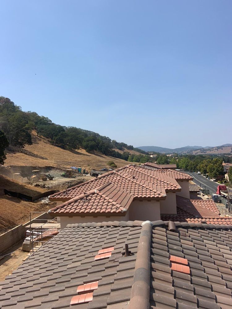 Slide of Cortez Roofing Solutions