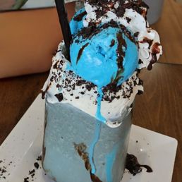Cookies and Cream ultimate shake Cookies and Cream ultimate shake