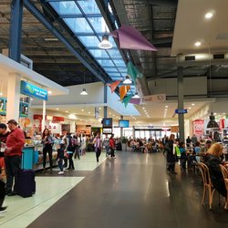 Spencer Outlet Centre - Food court area