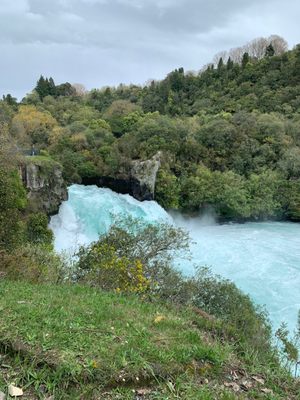 Huka Falls by null