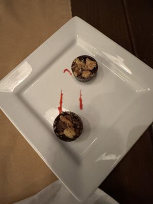 Locals Restaurant by null