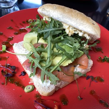 Eiggenwijzz - Focaccia zalm - Brasseries Near Me - Middelburg, ZE Eiggenwijzz - Focaccia zalm - Brasseries Near Me - Middelburg, ZE