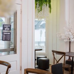 Boochie Kombucha and Wellness Bar - Seating