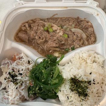 Island Poke UUKI - Aloha plate - Poke Near Me - Irvine, California