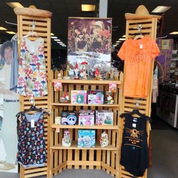Waterbeds 'n' Stuff - Hippie clothing and Chia Pet novelty gifts