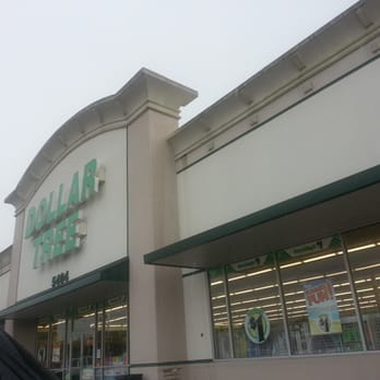 Dollar Tree - outside - Discount Store Near Me - Pearland, Texas
