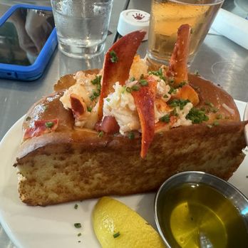Slapfish - Lobster Roll - Seafood Near Me - Fishers, Indiana