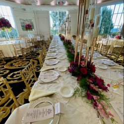 Hudson Florist - Flower table runner garland