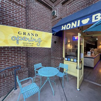 Honi-Bear Boba Cafe - Outside - Bubble Tea Near Me - Pleasanton, California Honi-Bear Boba Cafe - Outside - Bubble Tea Near Me - Pleasanton, California